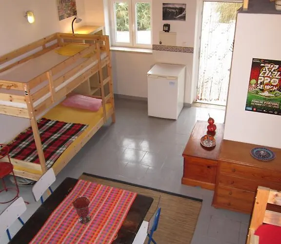 Хостел Da Silva Surfcamp *