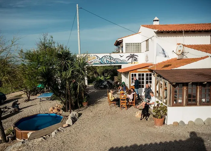 Хостел Da Silva Surfcamp *